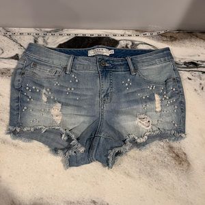 Torrid blue Jean short shorts size 12 pearls stretch distressed